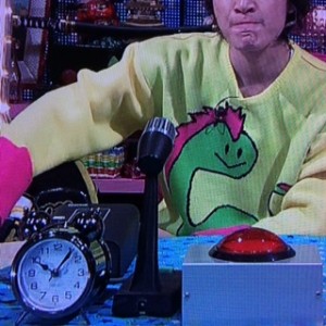 トーキョーライブ11月2日　安田章大着用衣装　恐竜ニット