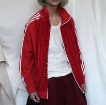 嵐　二宮和也さんが2/15VS嵐で着用した衣装の00OOリボンジャージ
