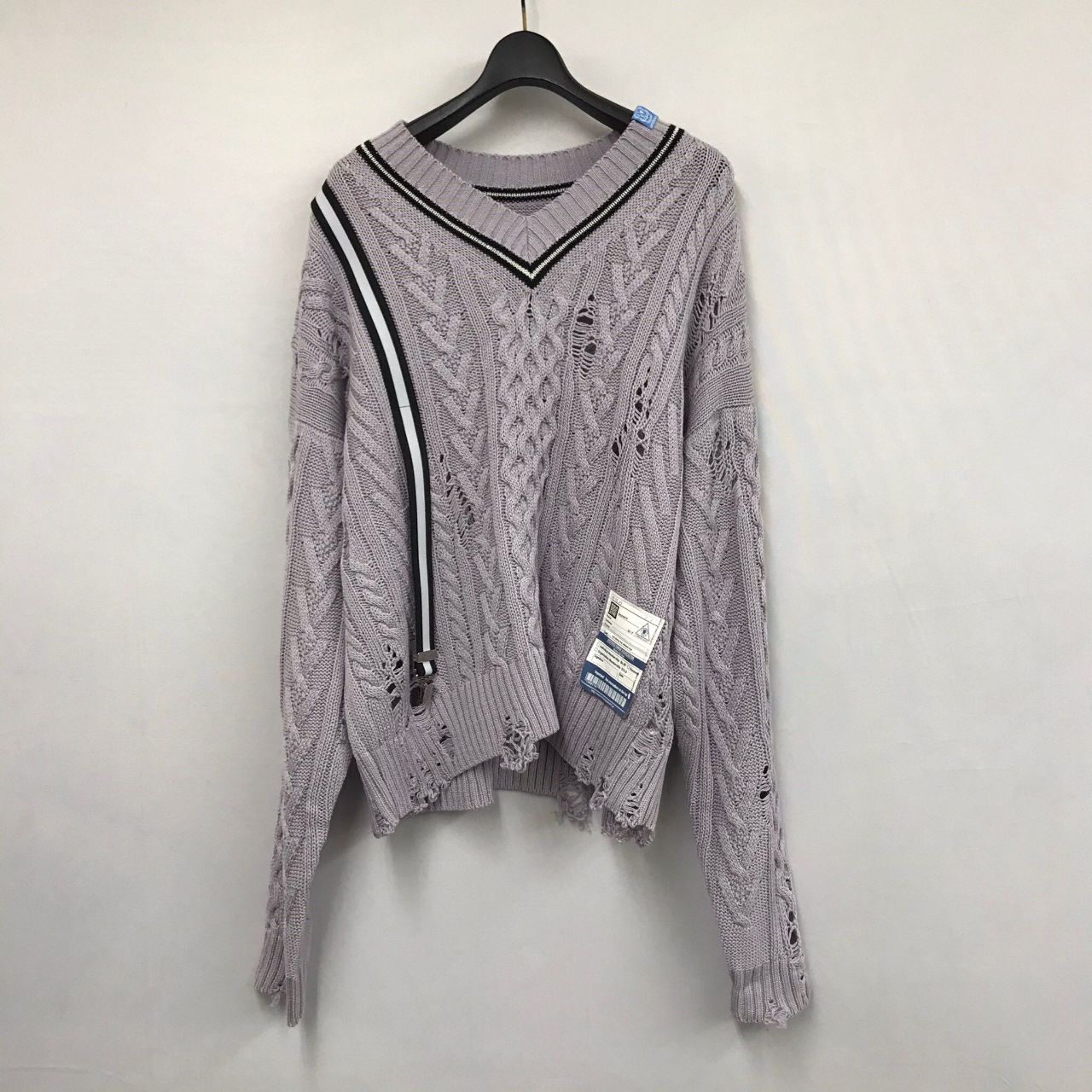 嵐　松本潤　VS嵐　4/23　衣装　MIHARAYASUHIRO　SUSPENDER knit　Vネック　ニット