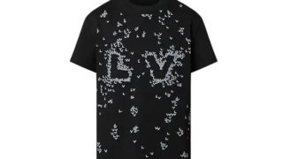 深澤辰哉　Snow Man 私服　Johnny’s Gaming Room 　Louis Vuitton　LVスプレッドエンブロイダリーTシャツ