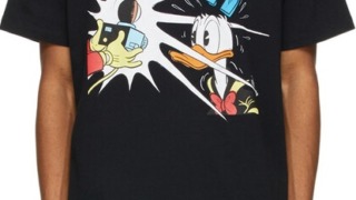 西畑大吾　なにわ男子　私服　相関図　GUCCI Disney エディション Donald Duck Flash T シャツ